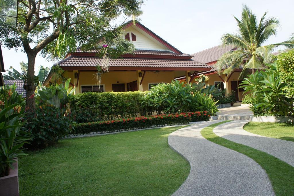 Le Piman Resort Rawai Exterior photo