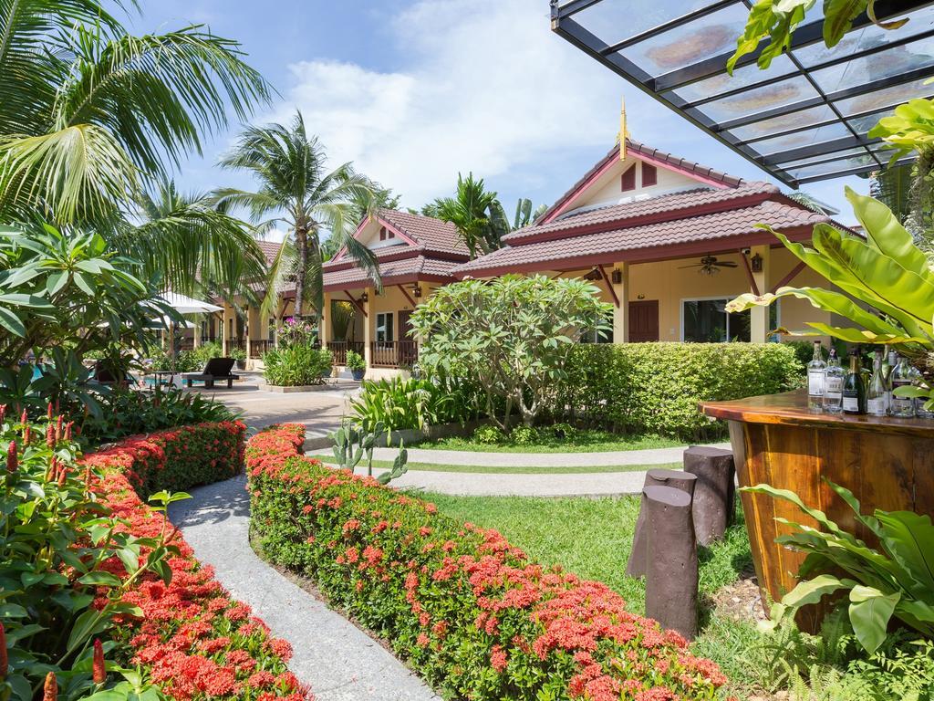Le Piman Resort Rawai Exterior photo