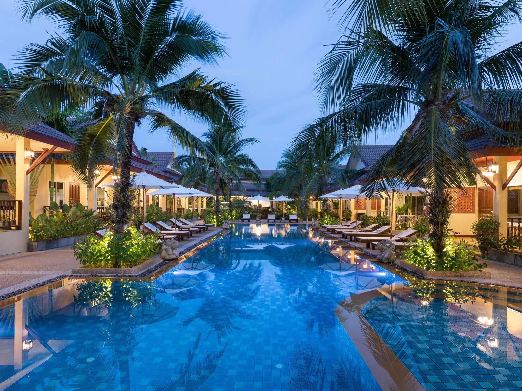 Le Piman Resort Rawai Exterior photo
