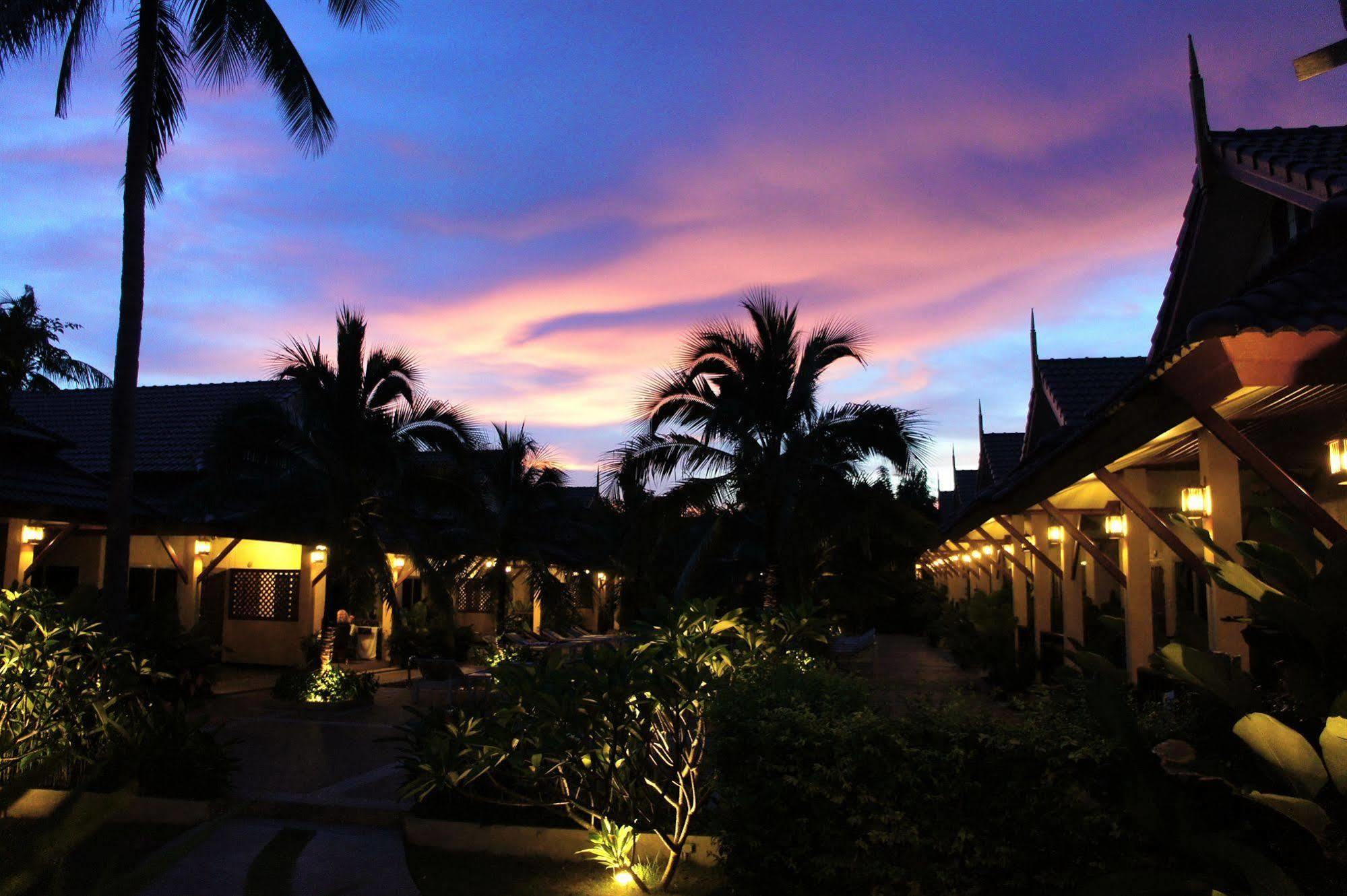 Le Piman Resort Rawai Exterior photo